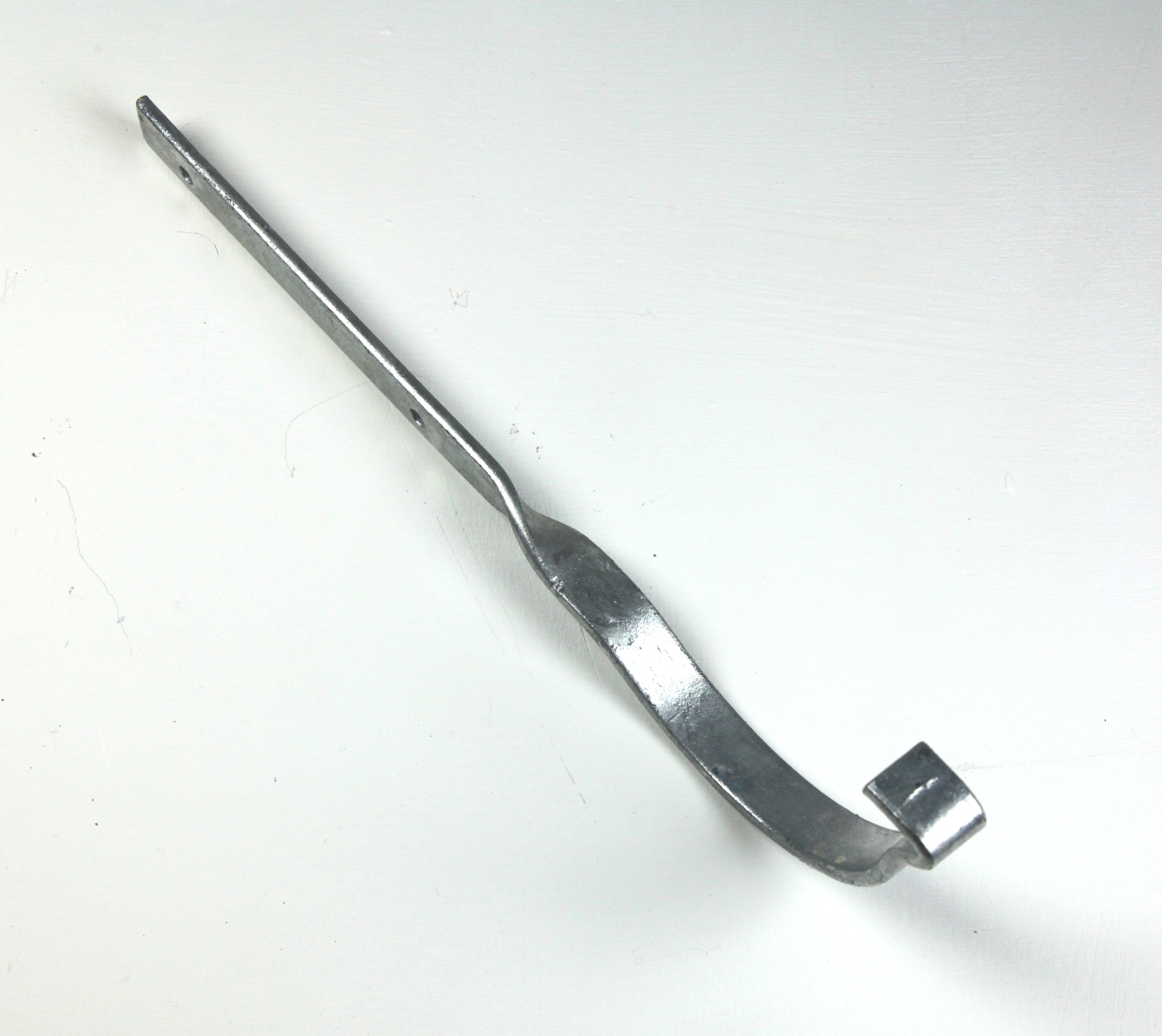 Hargreaves - Cast Iron Beaded HR Guttering (100mm-150mm) Side Fix Rafter Bracket - Aluminium Gutters Direct