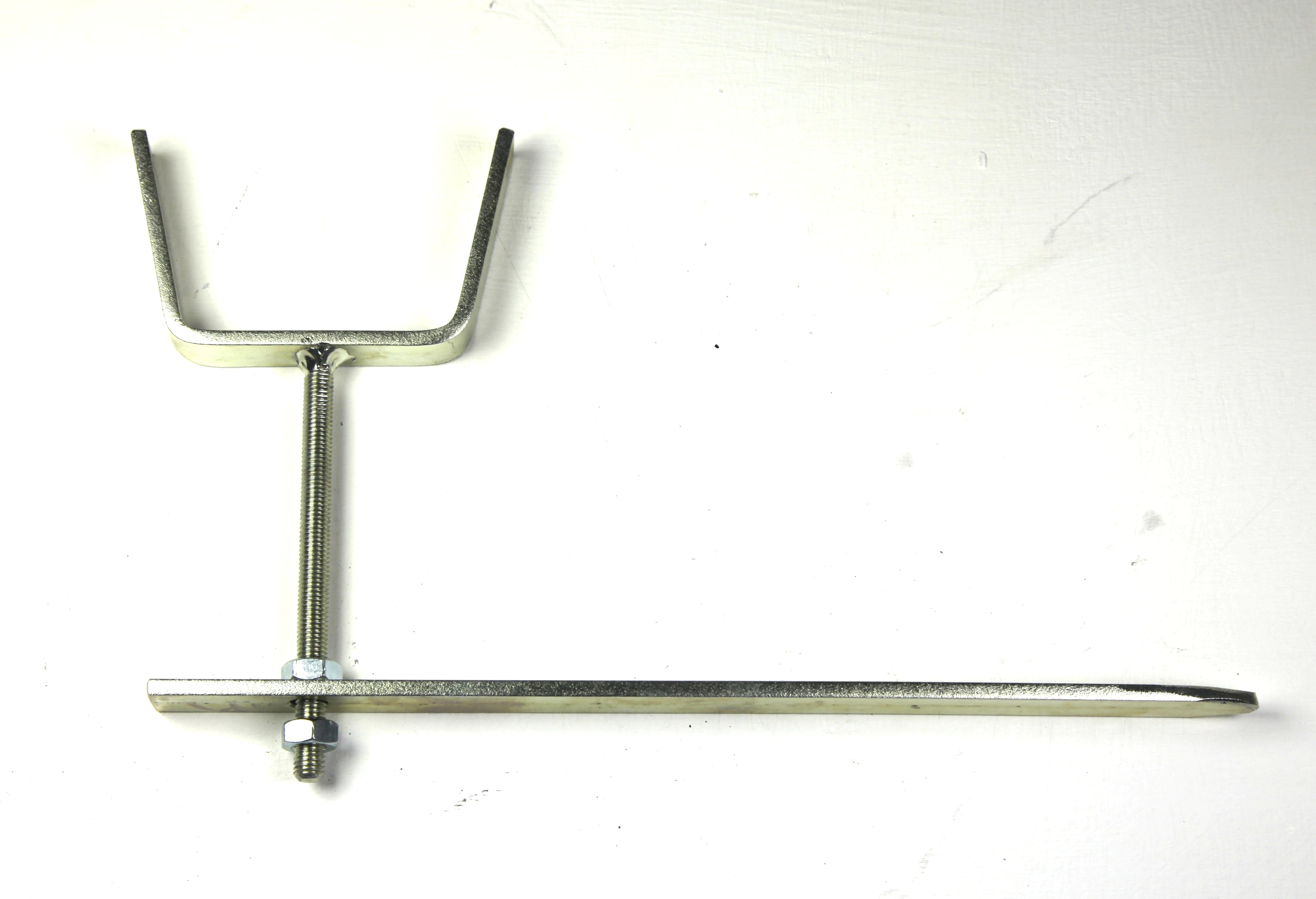 Hargreaves - Cast Iron Box Guttering (100x75mm) Rise & Fall Bracket - Aluminium Gutters Direct