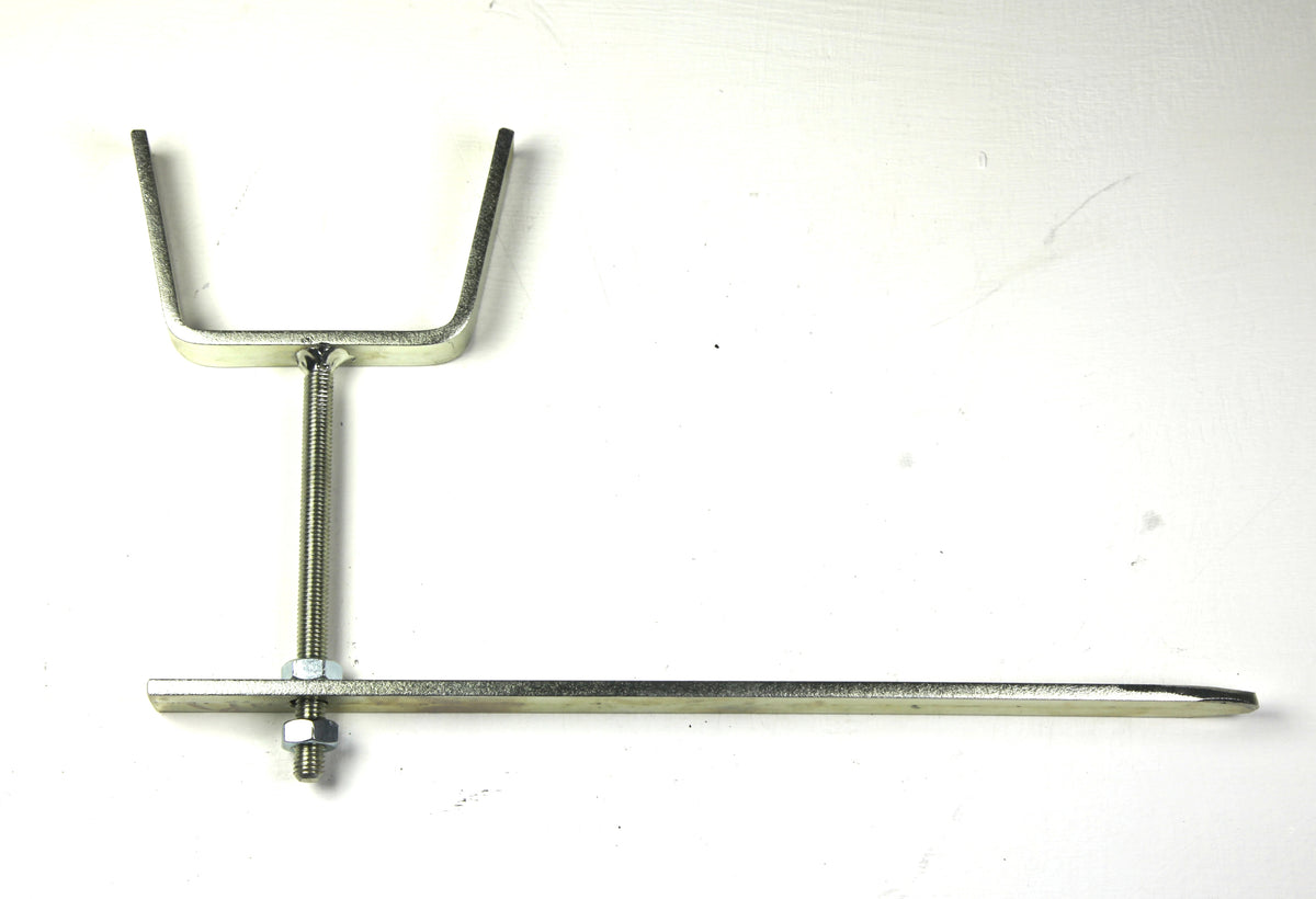 Hargreaves - Cast Iron Box Guttering (100x75mm) Rise & Fall Bracket - Aluminium Gutters Direct