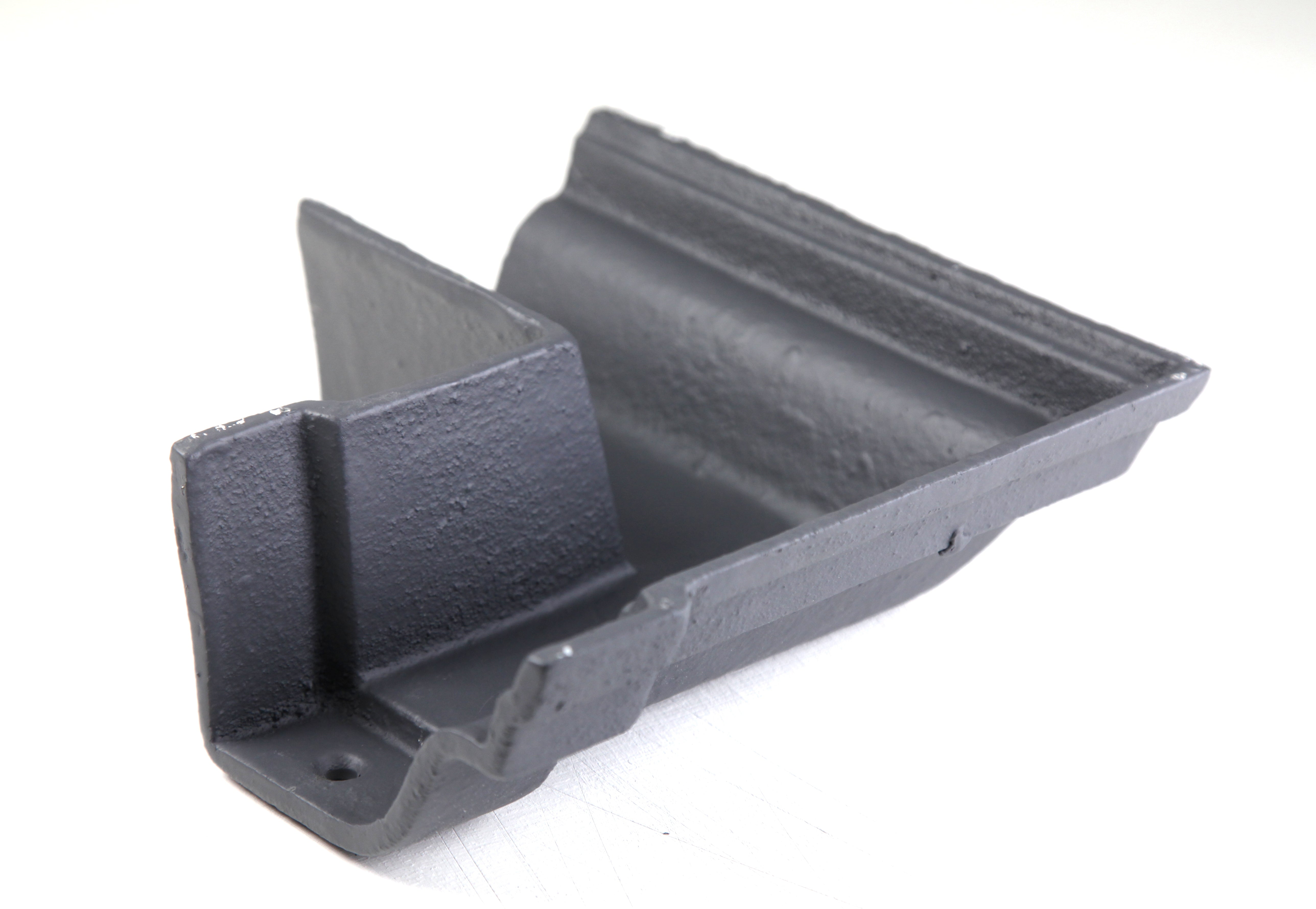 Hargreaves - Cast Iron Notts Ogee Guttering (115mm) External 90 Degree Angle - Aluminium Gutters Direct