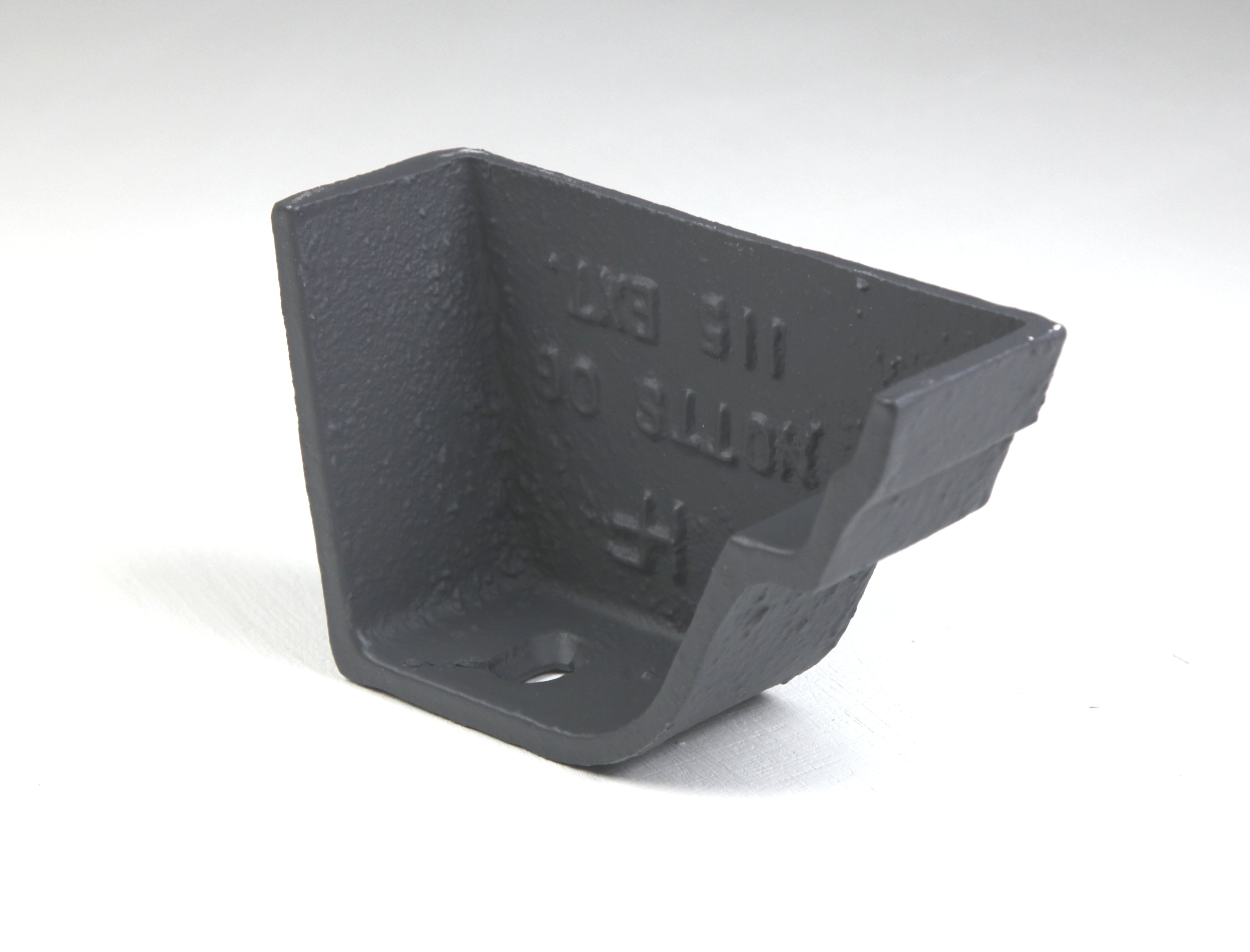Hargreaves - Cast Iron Notts Ogee Guttering (115mm) External Stopend - Aluminium Gutters Direct
