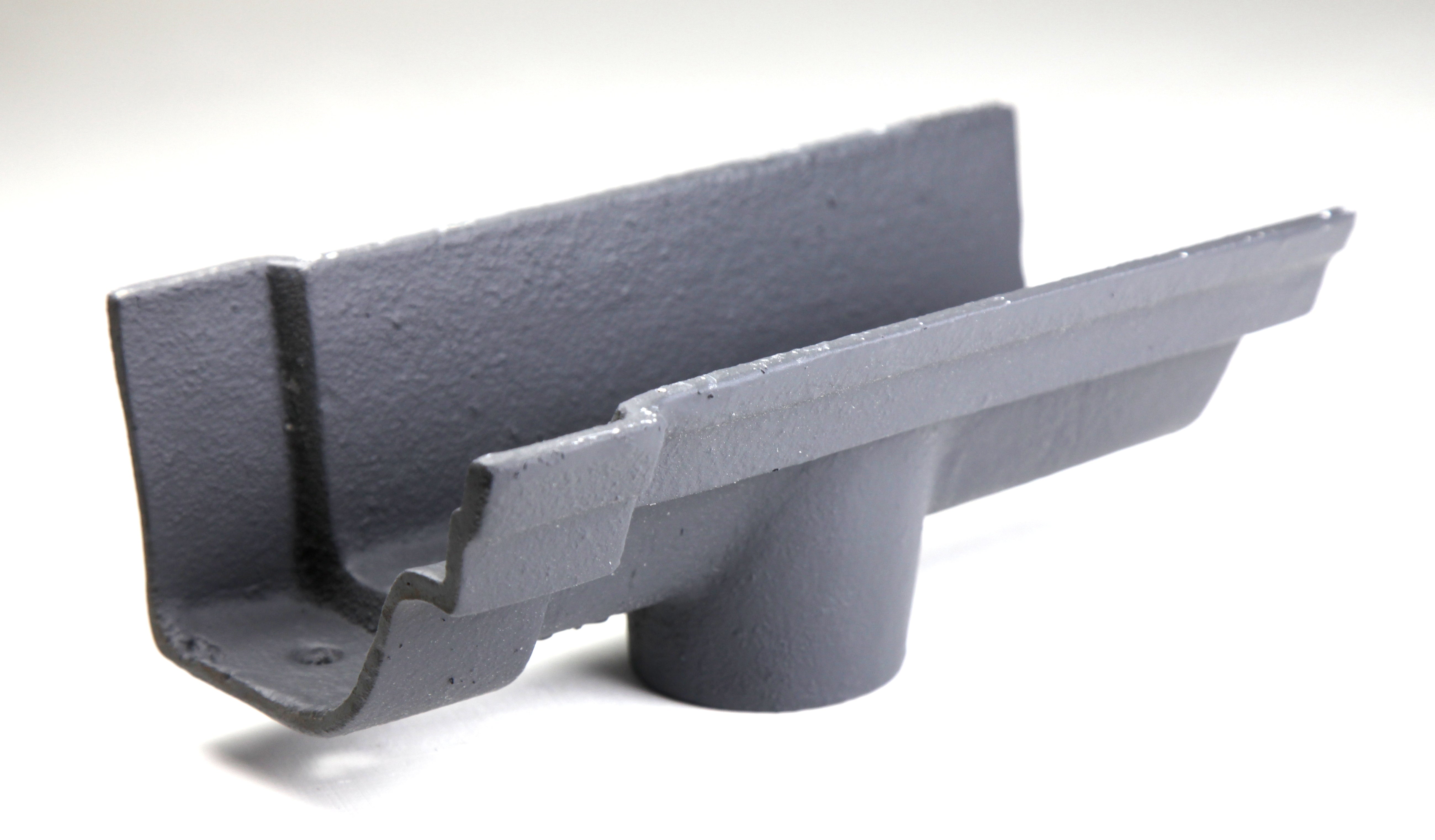 Hargreaves - Cast Iron Notts Ogee Guttering (115mm) 75mm Outlet - Aluminium Gutters Direct